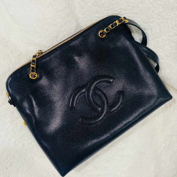 HANEL Pre-Owned 1995 CC caviar-leather shoulder bag - Picture 10 of 15